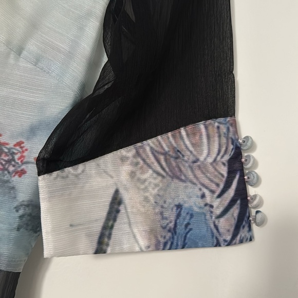 Stunning and unique Japanese print chiffon dress - Picture 4 of 6